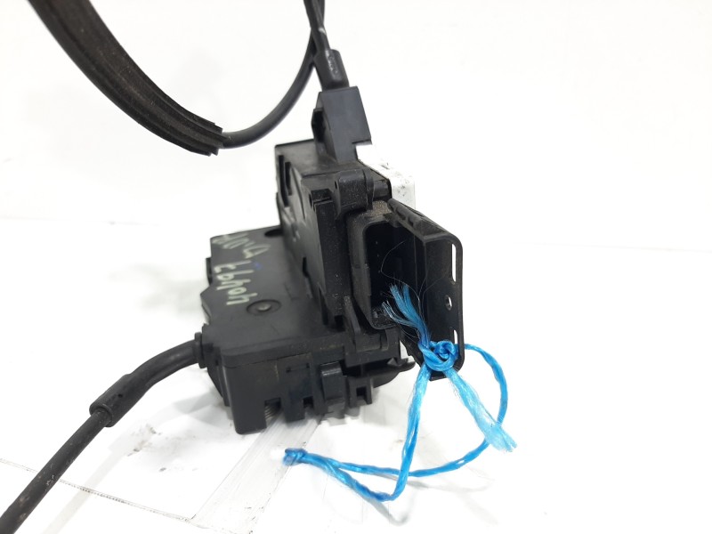 Recambio de cerradura puerta delantera derecha para peugeot 207 confort referencia OEM IAM 9136W6 4 PINES 