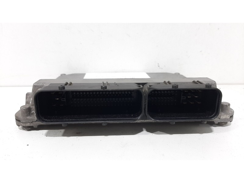 Recambio de centralita motor uce para audi a3 (8l) 1.6 ambiente referencia OEM IAM 06A906033J 5WP4003802 