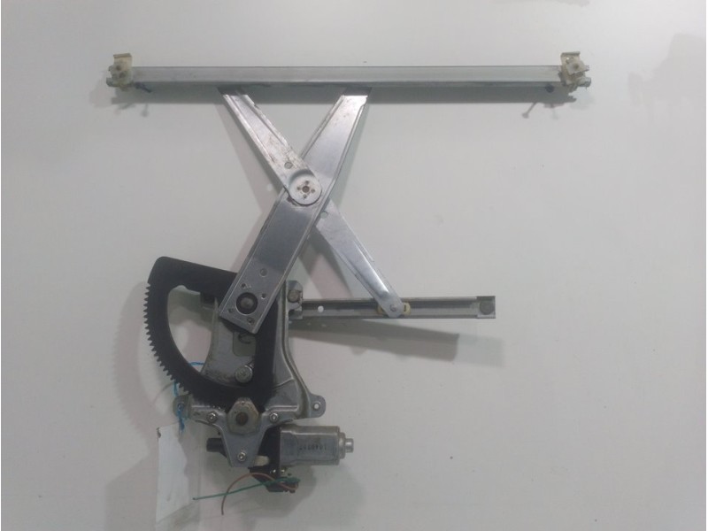 Recambio de elevalunas delantero derecho para daewoo kalos 1.2 se referencia OEM IAM 96541738  