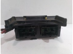 Recambio de caja reles / fusibles para jeep gr. cherokee (wh) 3.0 crd laredo referencia OEM IAM 04692114AC   2