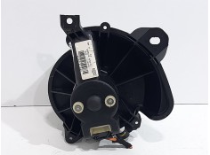 Recambio de motor calefaccion para opel corsa e color edition ecoflex referencia OEM IAM 13335075