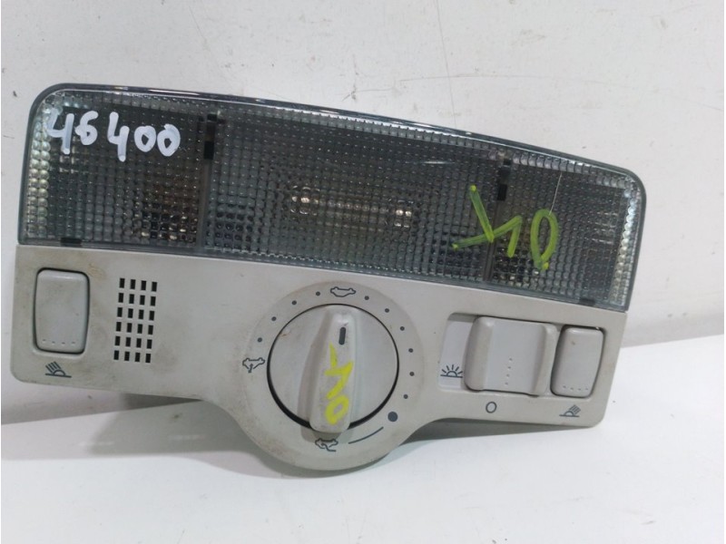 Recambio de luz interior delantera para volkswagen touran (1t2) highline referencia OEM IAM 1J0947105L  