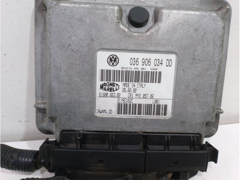 Recambio de centralita motor uce para volkswagen polo (9n1) highline referencia OEM IAM 036906034DD  