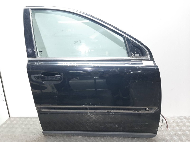 Recambio de puerta delantera derecha para volvo xc90 d5 kinetic referencia OEM IAM  NEGRO 