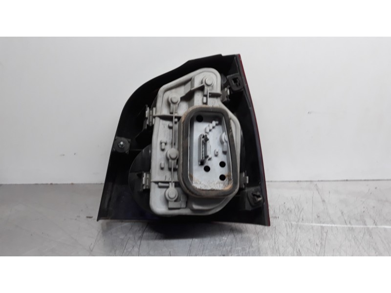 Recambio de piloto trasero izquierdo para volkswagen polo (9n1) gt referencia OEM IAM   