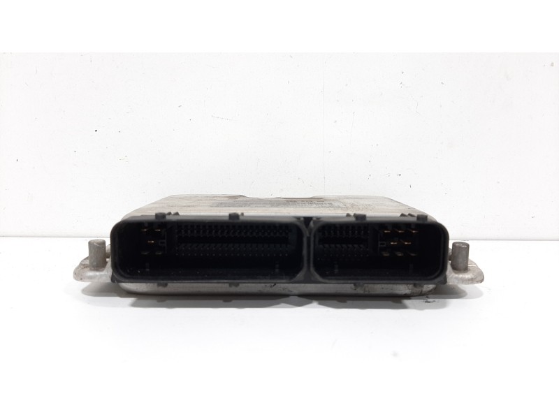 Recambio de centralita motor uce para volkswagen polo (9n1) gt referencia OEM IAM 038906019ND 0281011820 