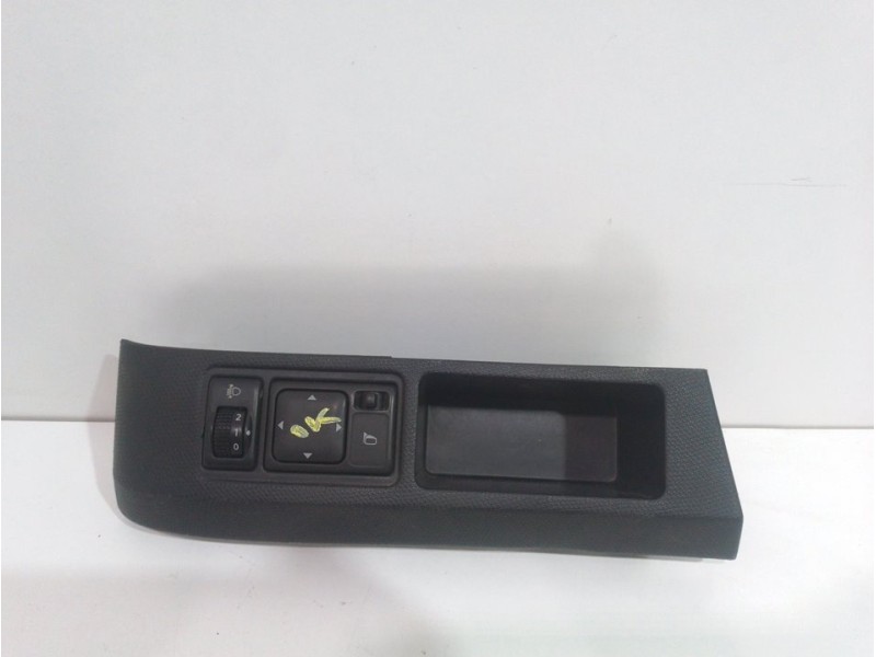 Recambio de mando retrovisor para nissan micra (k12e) acenta referencia OEM IAM AX700 68485 K10121