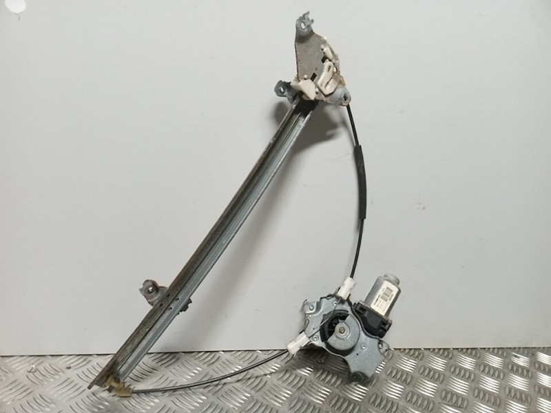 Recambio de elevalunas delantero derecho para nissan almera (n16/e) visia referencia OEM IAM 80700BM605  