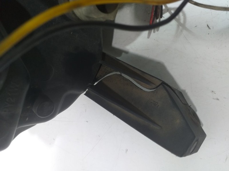 Recambio de faro izquierdo para opel corsa c club referencia OEM IAM   