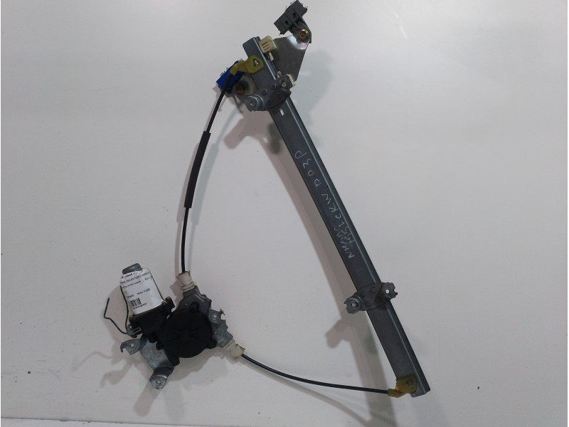 Recambio de elevalunas delantero derecho para nissan almera (n16/e) acenta referencia OEM IAM 80700BM605 2 PINES 