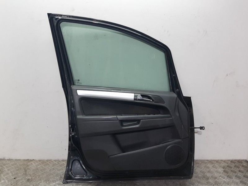 Recambio de puerta delantera izquierda para opel zafira b family referencia OEM IAM 13203013 NEGRO 