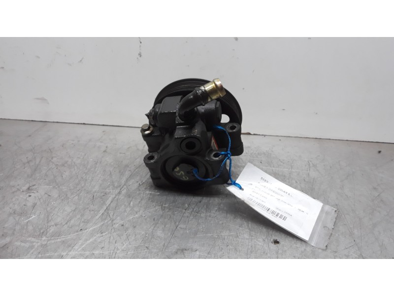 Recambio de bomba direccion para ford focus berlina (cak) ghia referencia OEM IAM 1371089  