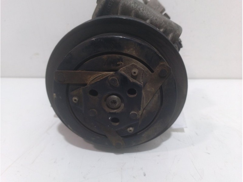 Recambio de compresor aire acondicionado para nissan almera (n16/e) comfort referencia OEM IAM EA05145010  