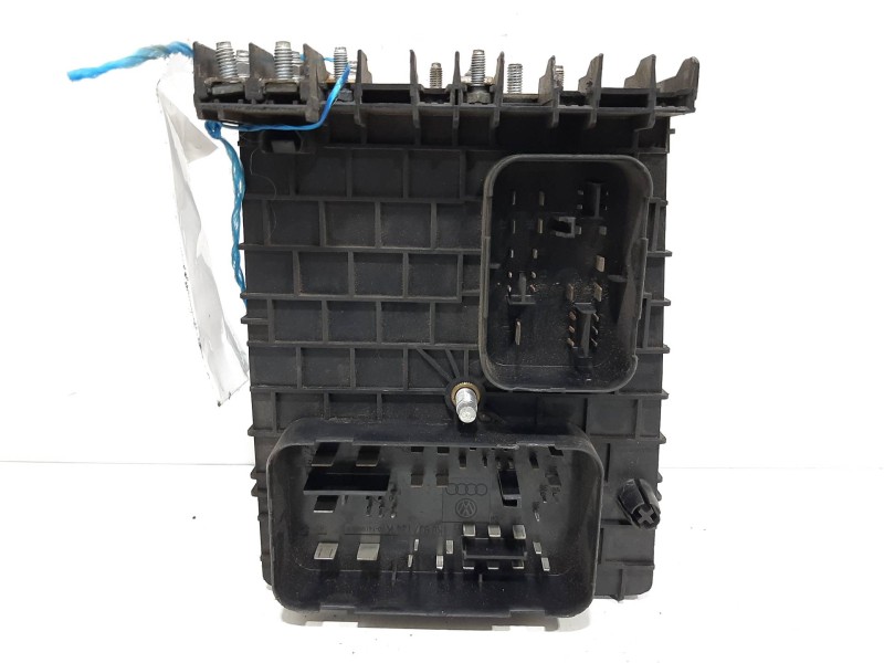 Recambio de caja reles / fusibles para volkswagen golf v berlina (1k1) 2.0 tdi referencia OEM IAM 1K0937124K  