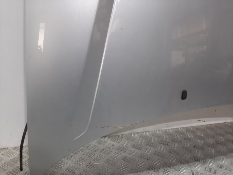 Recambio de capot para peugeot 207 x-line referencia OEM IAM  PLATA 