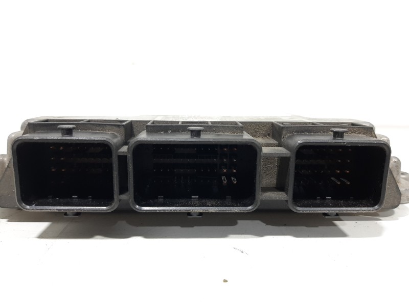 Recambio de centralita motor uce para peugeot 307 berlina (s2) d-sign referencia OEM IAM 0281011863  BOSCH