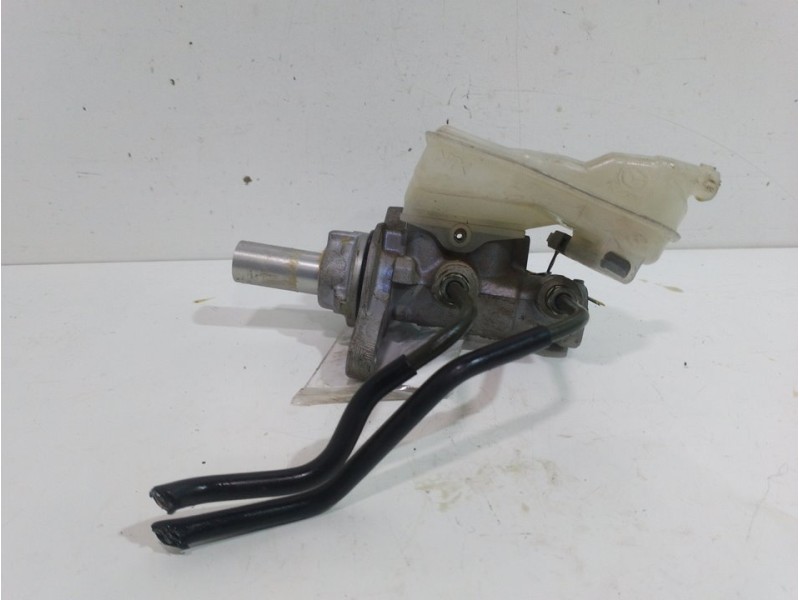 Recambio de bomba freno para mazda cx-3 center-line referencia OEM IAM 820719  