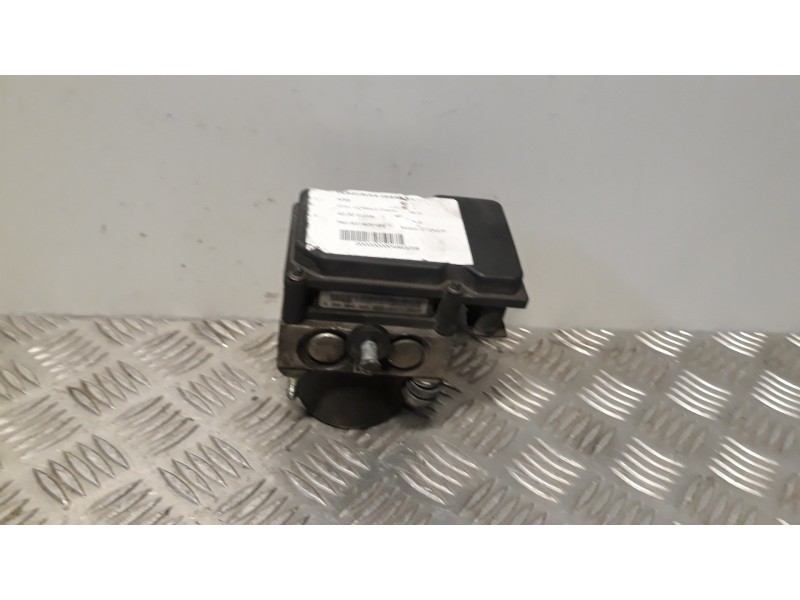 Recambio de abs para opel corsa c cosmo referencia OEM IAM 0265231580 05080431247 0265800443