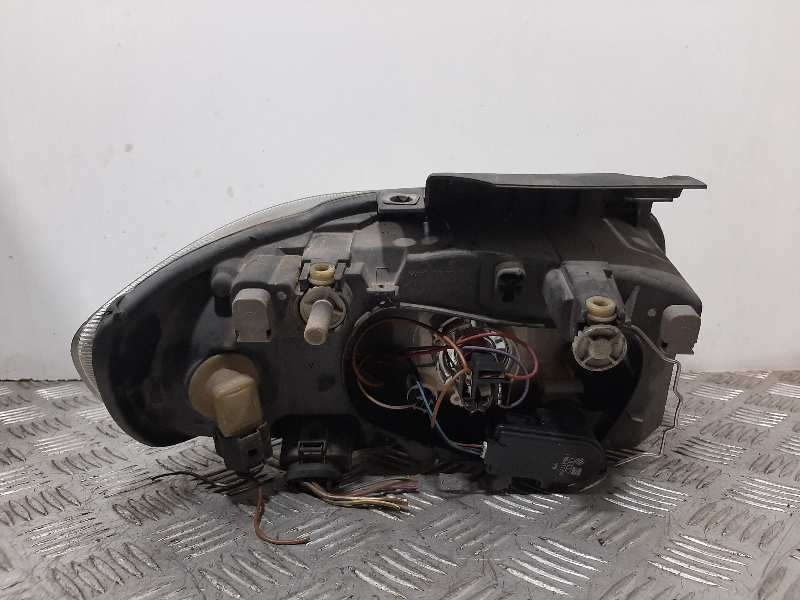 Recambio de faro izquierdo para seat ibiza (6k) gt referencia OEM IAM   