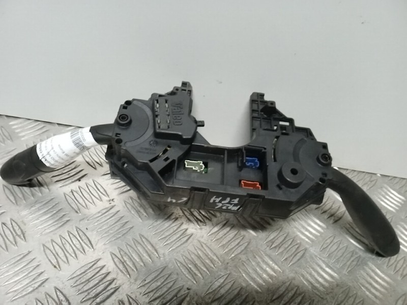 Recambio de mando multifuncion para citroën c4 berlina sx referencia OEM IAM   