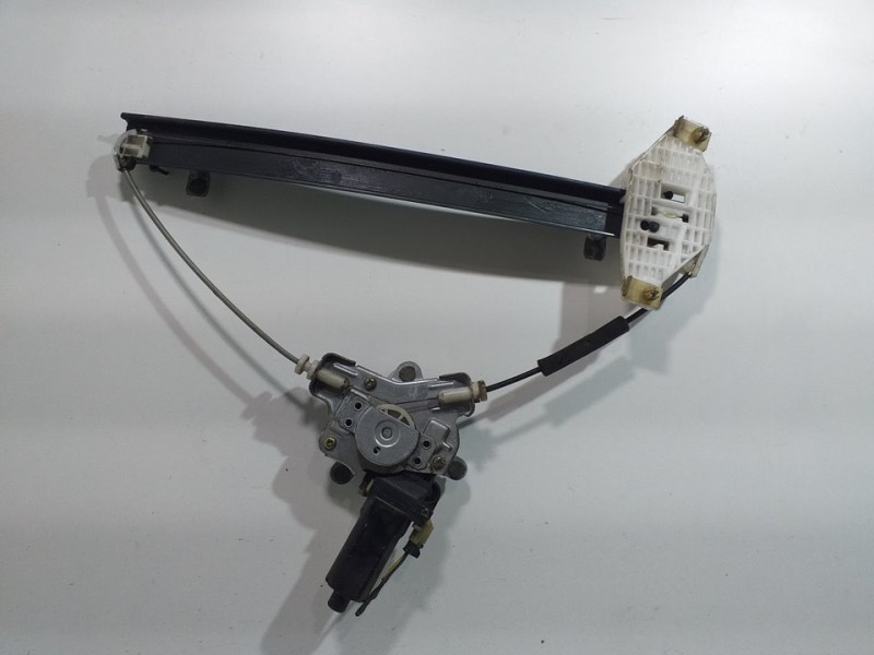 Recambio de elevalunas delantero derecho para hyundai accent (lc) gl 5p referencia OEM IAM  2 PINES 