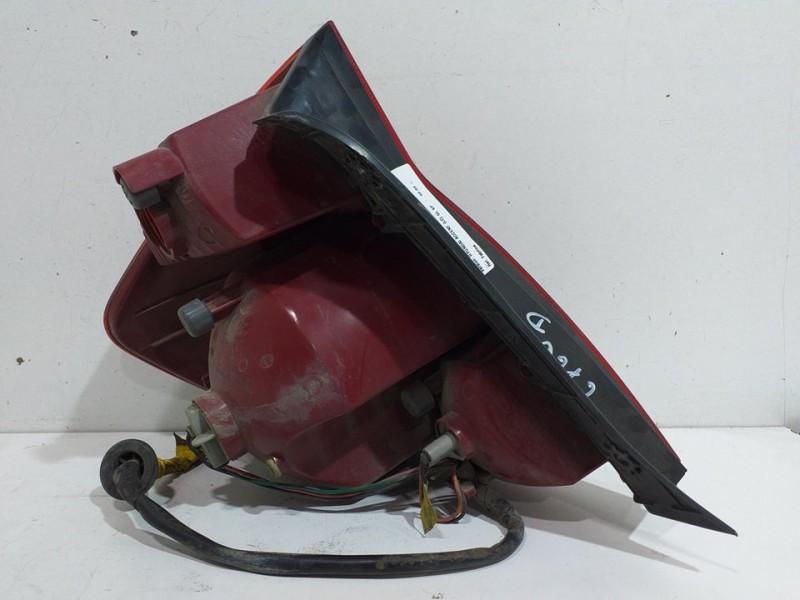 Recambio de piloto trasero derecho para hyundai accent (lc) gl 5p referencia OEM IAM   