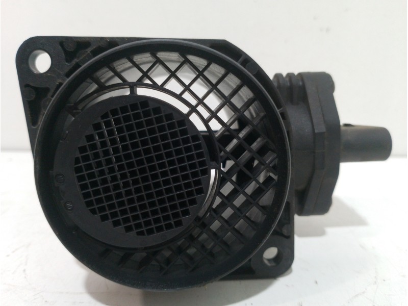 Recambio de caudalimetro para volkswagen polo (9n3) edition referencia OEM IAM 038906461B  