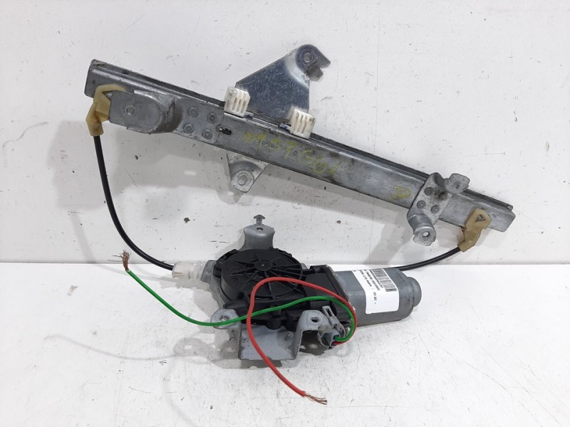 Recambio de elevalunas trasero izquierdo para nissan qashqai (j10) acenta referencia OEM IAM 402191A  