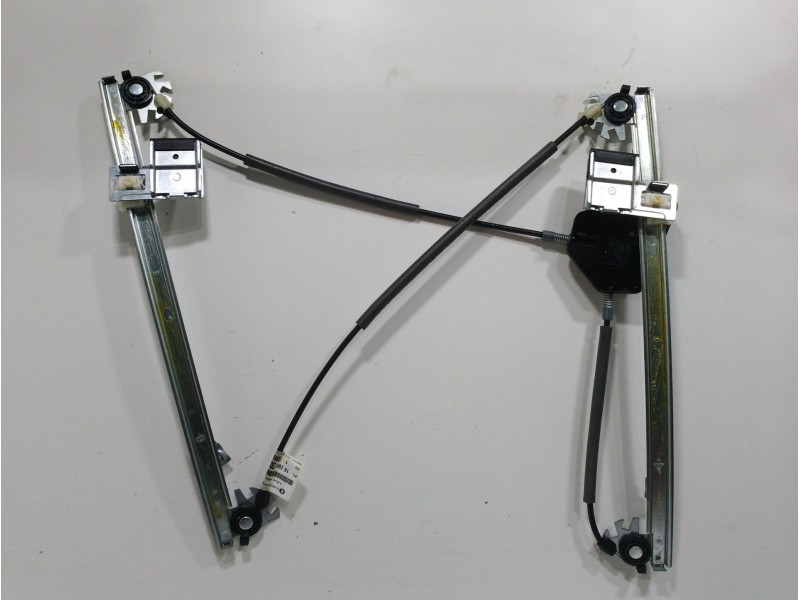 Recambio de elevalunas delantero derecho para volkswagen polo (9n1) referencia OEM IAM 1620001580  3 PUERTAS