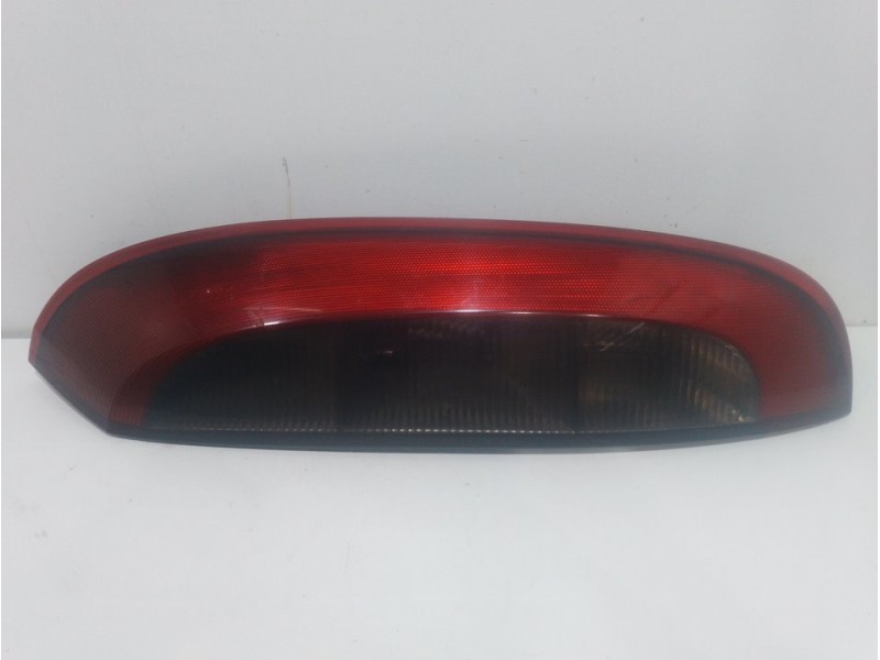 Recambio de piloto trasero derecho para opel corsa c enjoy referencia OEM IAM   