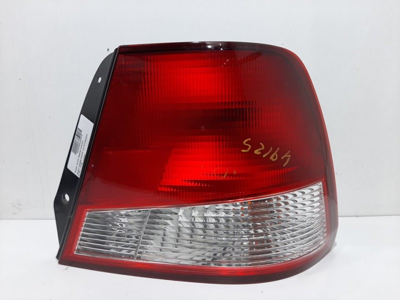 Recambio de piloto trasero derecho para hyundai accent (lc) gls worldcup referencia OEM IAM 9240225220 9240225220 