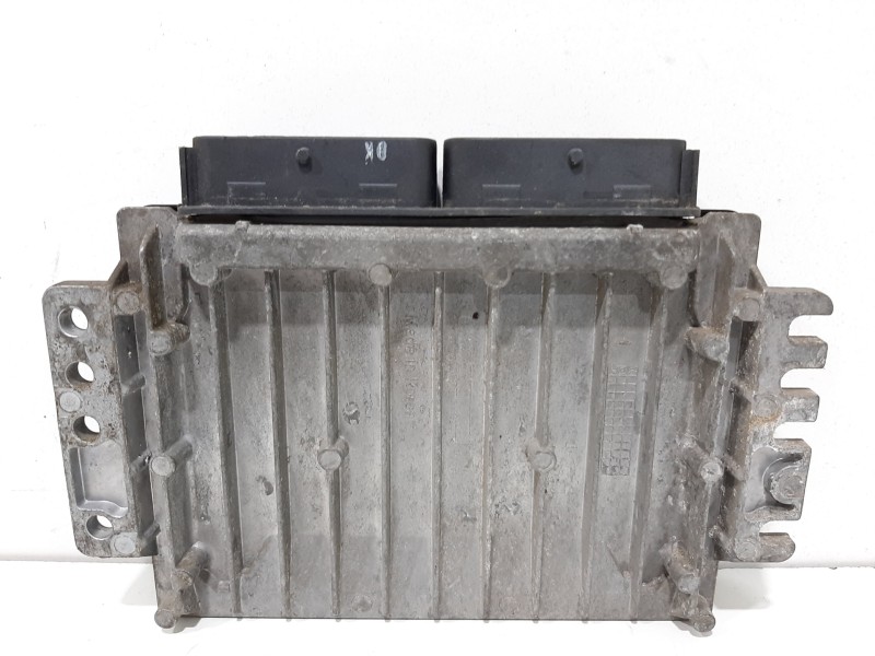 Recambio de centralita motor uce para chevrolet nubira berlina se referencia OEM IAM S010016042 96394699 