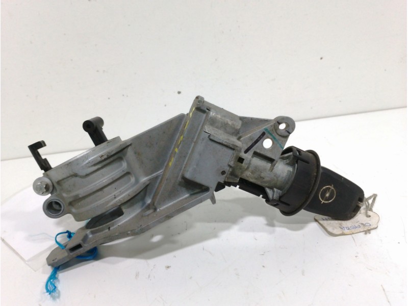 Recambio de conmutador de arranque para opel astra gtc cosmo referencia OEM IAM N0501881  
