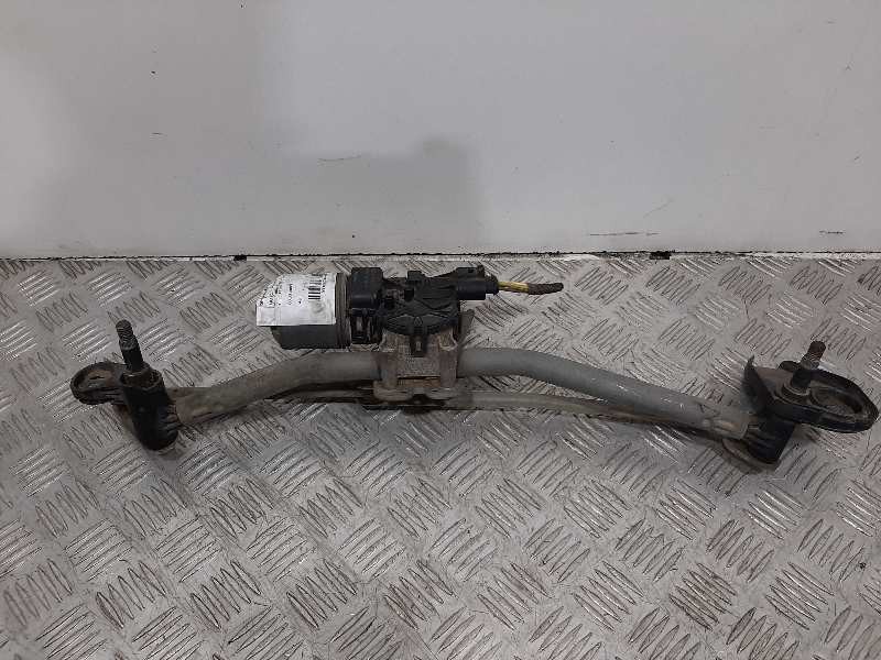 Recambio de motor limpia delantero para opel astra gtc cosmo referencia OEM IAM   