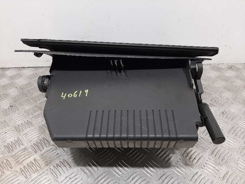 Recambio de guantera para opel astra gtc cosmo referencia OEM IAM   