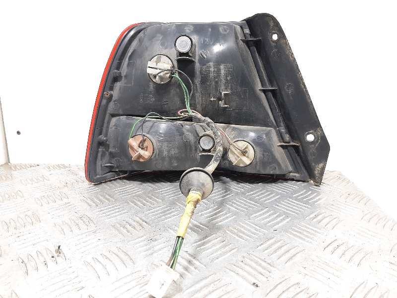 Recambio de piloto trasero derecho para hyundai accent (lc) l referencia OEM IAM   