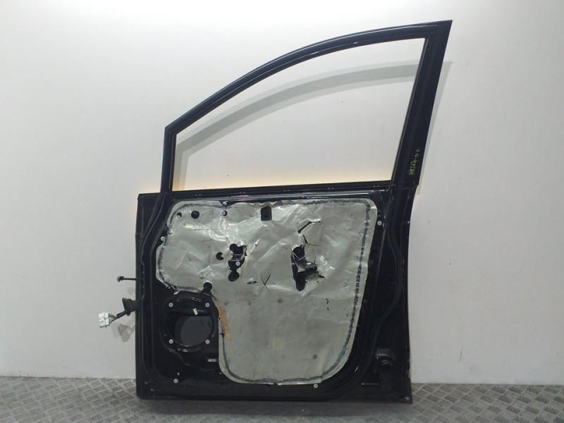 Recambio de puerta delantera derecha para ssangyong rodius xdi limited referencia OEM IAM 6200421202 TAXI 