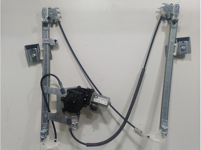 Recambio de elevalunas delantero derecho para ford focus berlina (cap) referencia OEM IAM 1620002080  4 PUERTAS