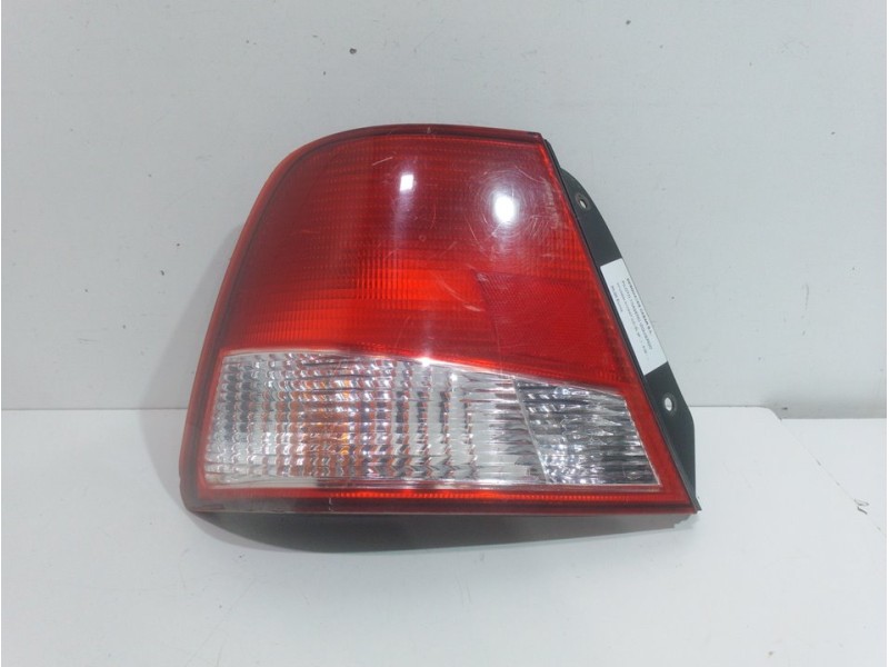 Recambio de piloto trasero izquierdo para hyundai accent (lc) gl 5p referencia OEM IAM   