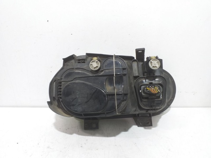 Recambio de faro izquierdo para volkswagen golf iv berlina (1j1) conceptline referencia OEM IAM 1J1941015K SOPORTE ROTO 