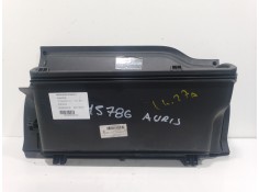 Recambio de guantera para toyota auris luna referencia OEM IAM 5555202130  