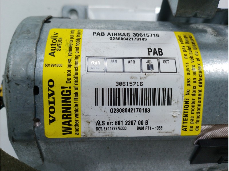 Recambio de airbag delantero derecho para volvo s40 berlina 2.4i kinetic referencia OEM IAM 30615716  