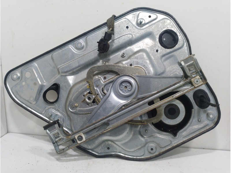 Recambio de elevalunas trasero derecho para volvo s40 berlina 2.4i kinetic referencia OEM IAM 997707107  