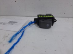 Recambio de mando elevalunas trasero derecho para ssangyong rodius xdi limited referencia OEM IAM 621W05450  