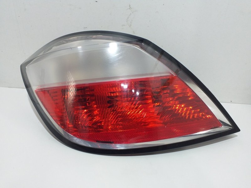 Recambio de piloto trasero izquierdo para opel astra h ber. cosmo referencia OEM IAM   