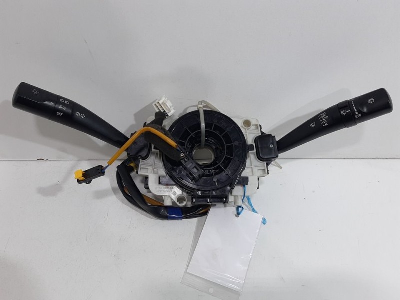 Recambio de mando multifuncion para ssangyong rodius xdi limited referencia OEM IAM 8591021C33  