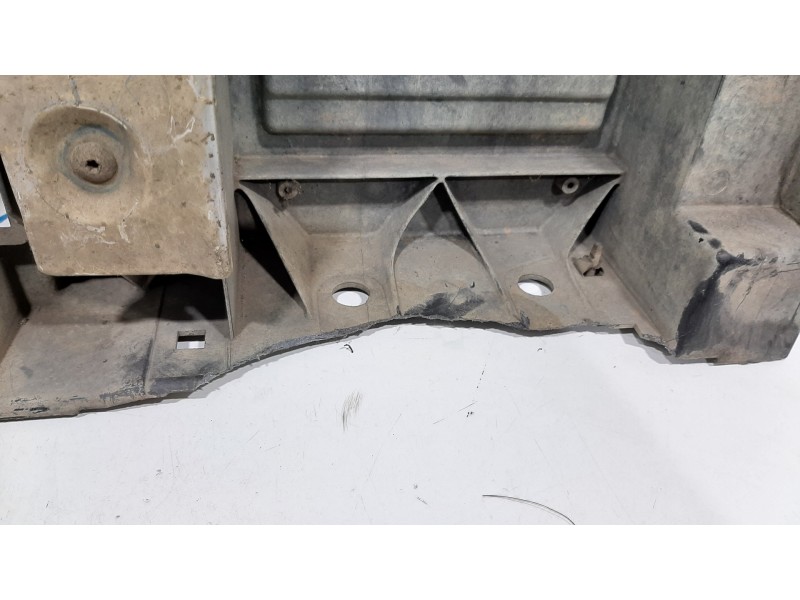 Recambio de panel frontal para citroën c2 x referencia OEM IAM   