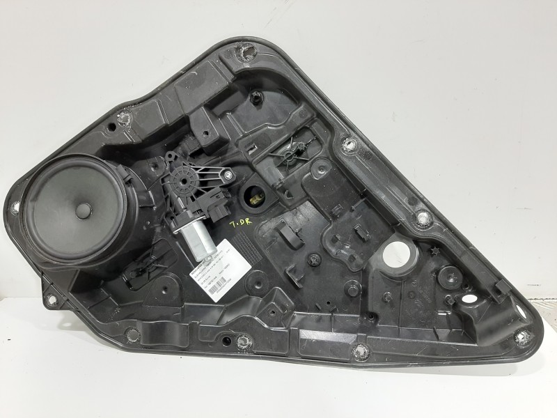 Recambio de elevalunas trasero derecho para mercedes-benz clase a (w168) 140 (168.031) referencia OEM IAM 1687301446  