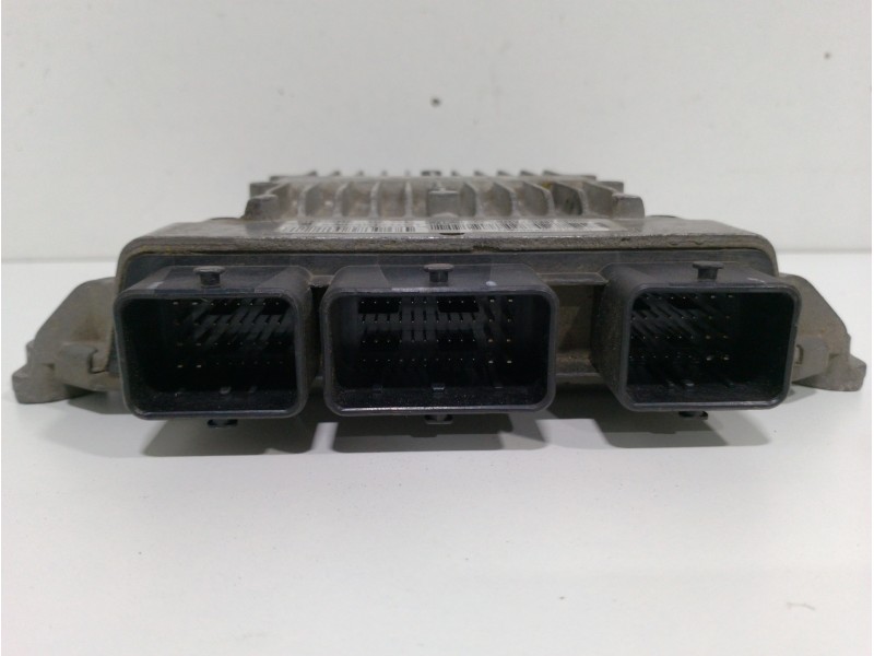 Recambio de centralita motor uce para peugeot 1007 urban referencia OEM IAM 5WS40171CT SW9655939780 
