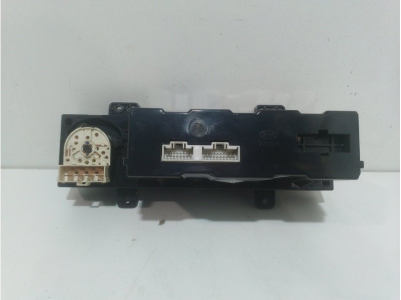 Recambio de mando calefaccion / aire acondicionado para kia carnival ii 2.9 crdi lx referencia OEM IAM   